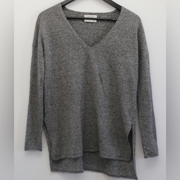 Aritzia BABATON Erin Wool Linen Blend V-Neck Grey Sweater Size S - Picture 5 of 8